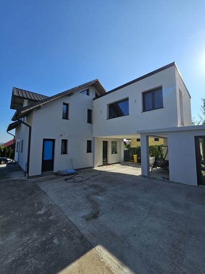 Casă cu 4 camere în Paltin