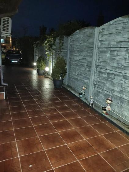 Casă individuală cu 3 camere cu Canalizare în Nord-Est