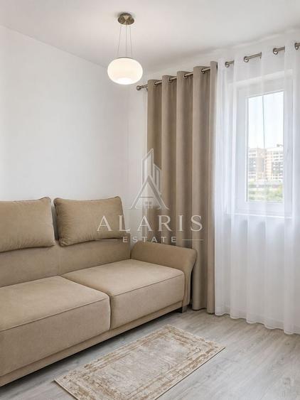 Apartament cu 3 camere semidecomandat, mobilat în Torontalului