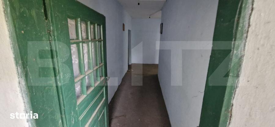 Casă cu 8 camere cu Teren 4200 Mp în Central