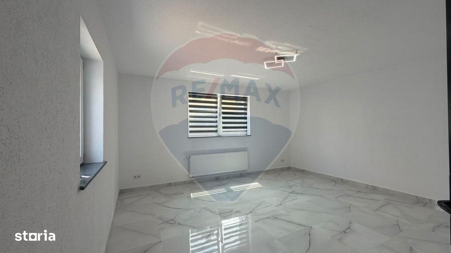 Casă cu 3 camere în Angofa