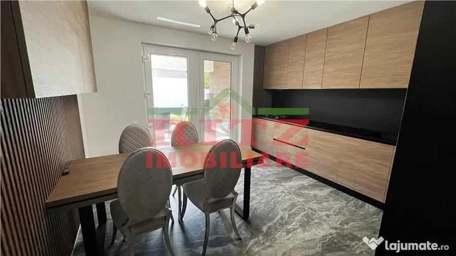 Casă cu 4 camere cu Teren 480 Mp în Central