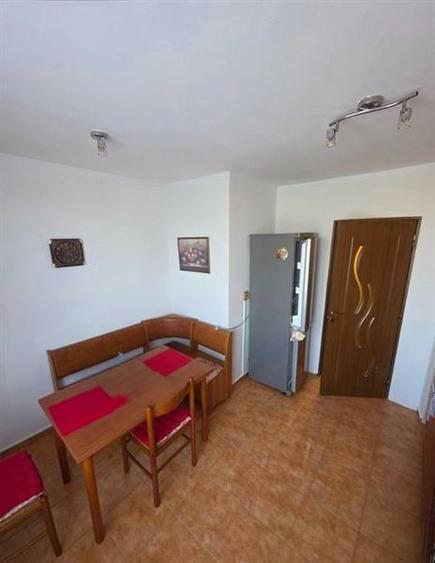 Apartament cu 2 camere decomandat, mobilat în Astra