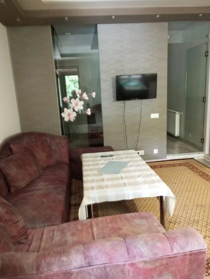 Apartament cu 2 camere semidecomandat în Plopilor