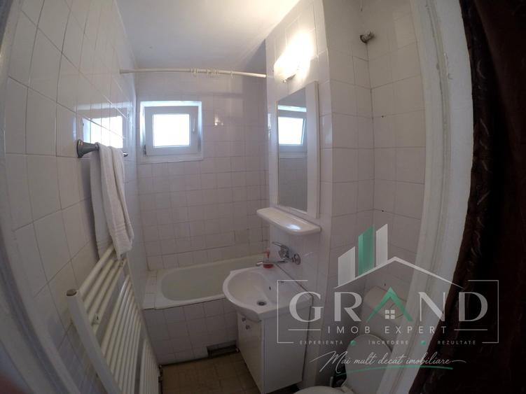Apartament cu 3 camere semidecomandat, mobilat în Mănăștur