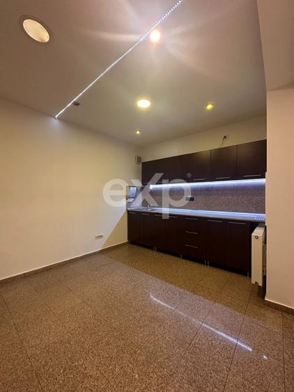 Spațiu comercial, de 220 mp, în Ultracentral