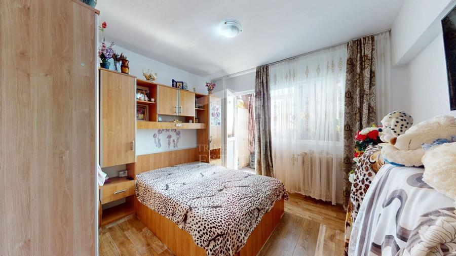 Apartament cu 3 camere decomandat în Rahova