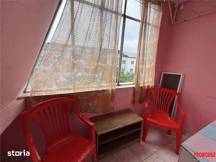 Apartament cu 2 camere decomandat în Energiei