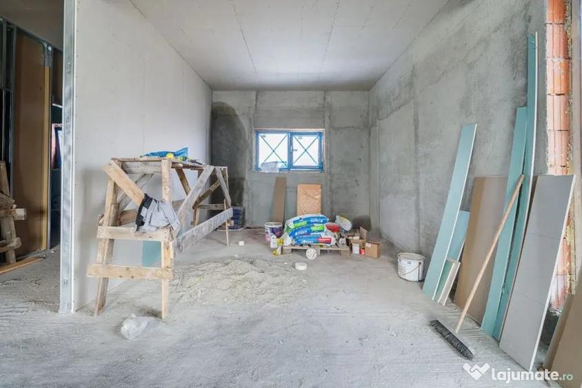 Casă cu 4 camere cu Teren 409 Mp în Corbeanca