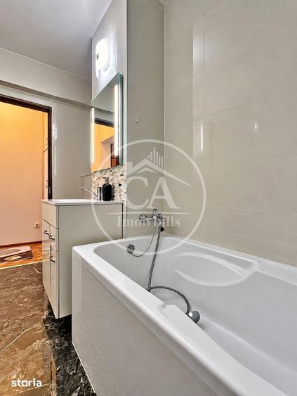 Apartament cu 3 camere decomandat în Rogerius