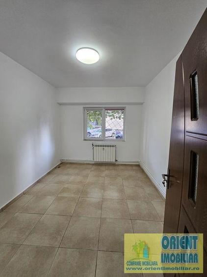 Birou, 52 mp în Dacia