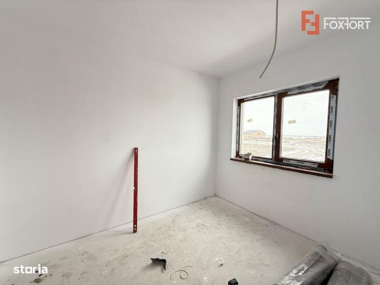 Casă cu 4 camere în Exterior Nord