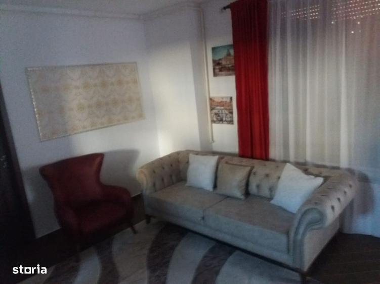 Apartament str Sabinelor - 1