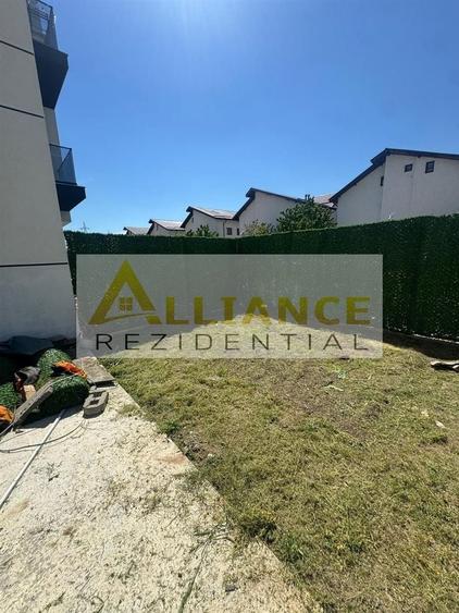 Apartament cu 2 camere semidecomandat, mobilat în Central