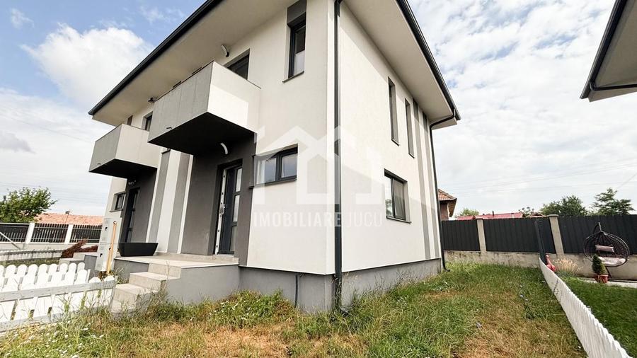 Duplex cu 3 camere cu Canalizare în Jucu de Mijloc