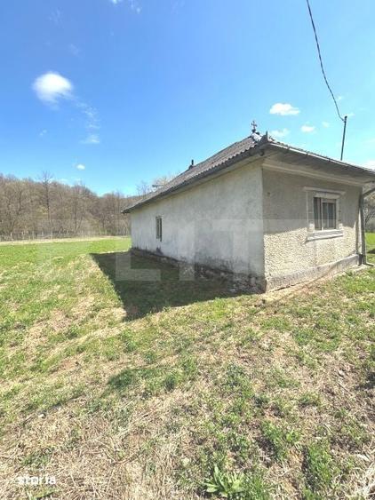 Casă cu 2 camere cu Teren 1760 Mp în Florești