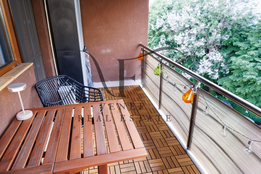 Apartament cu 3 camere decomandat în Obor