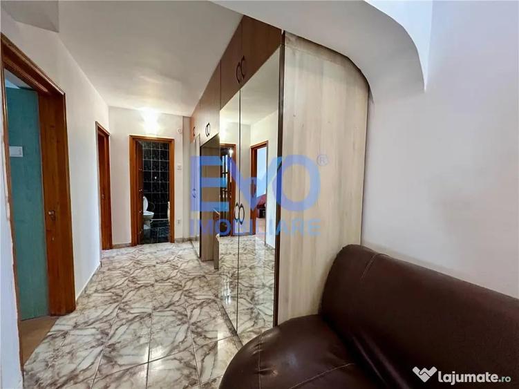 Apartament cu 3 camere decomandat în Nicolina