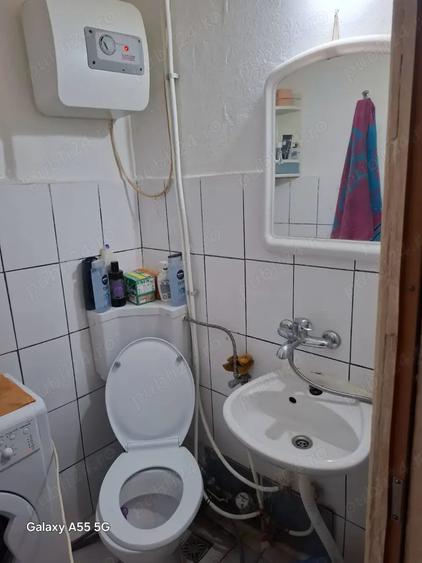 Garsonieră decomandată în Central