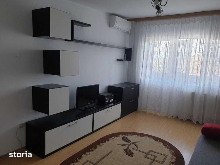 Apartament cu 2 camere decomandat în Vest