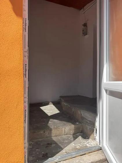 Casă cu 1 camere în Central