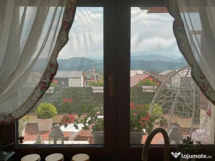 Apartament cu 3 camere decomandat în Vest