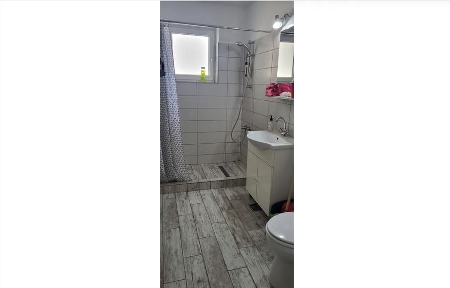 Apartament cu 2 camere în Florești