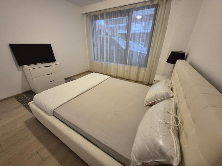 Apartament cu 2 camere semidecomandat în Băneasa