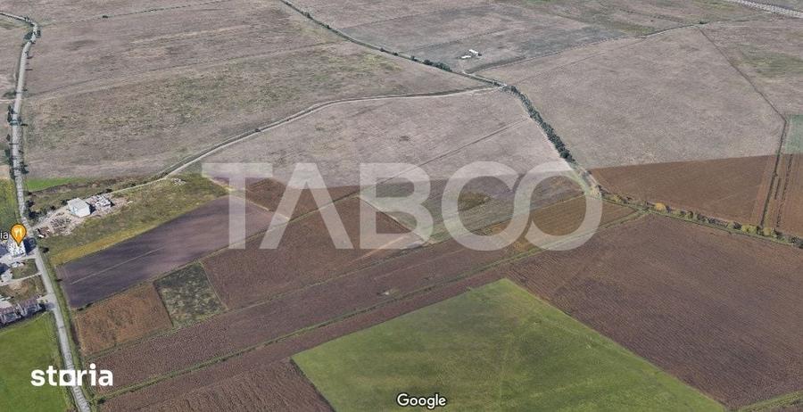 Teren de 4900 mp, în Central