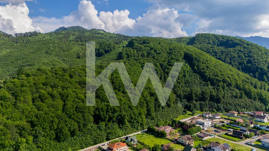 Teren Construcții intravilan de 1102 mp, în Bunloc
