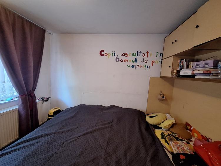 Apartament cu 2 camere decomandat, mobilat în Soarelui