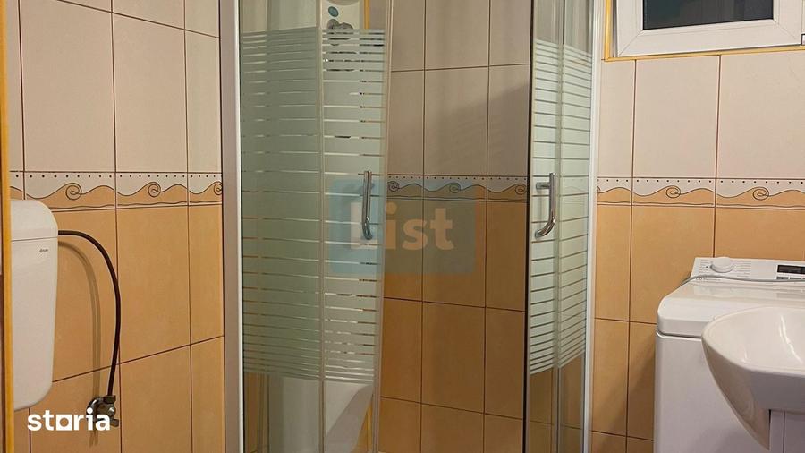 Casă cu 5 camere cu Teren 404 Mp în Central