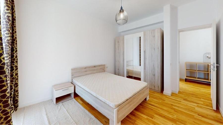 Casă cu 4 camere cu Teren 316 Mp în Petrești