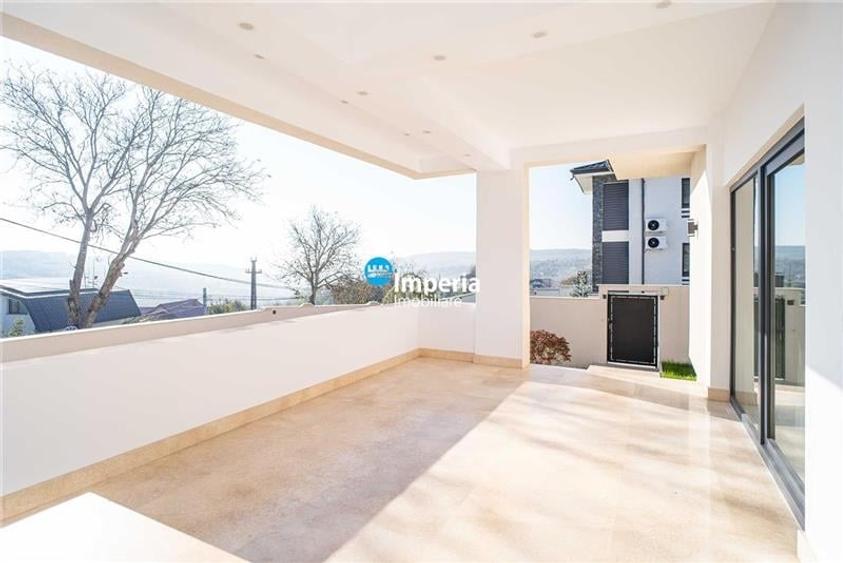 Casă individuală cu 4 camere cu Teren 380 Mp în Breazu