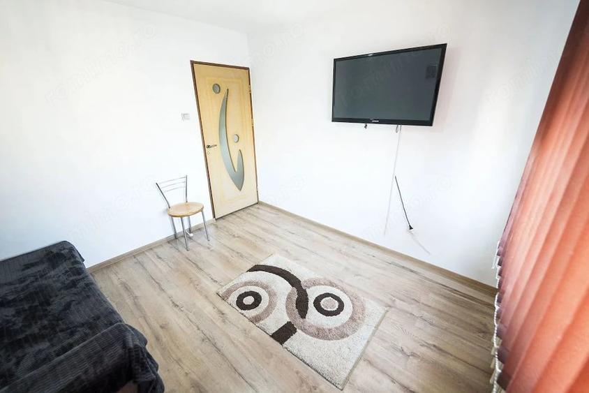 Apartament cu 2 camere decomandat în Rovine