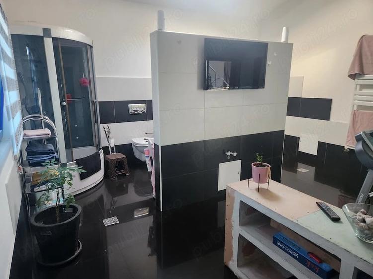 Casă cu Teren 500 Mp în Cazasu