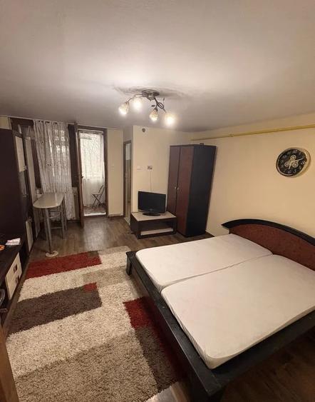 Garsonieră semidecomandată, mobilată în Tătărași