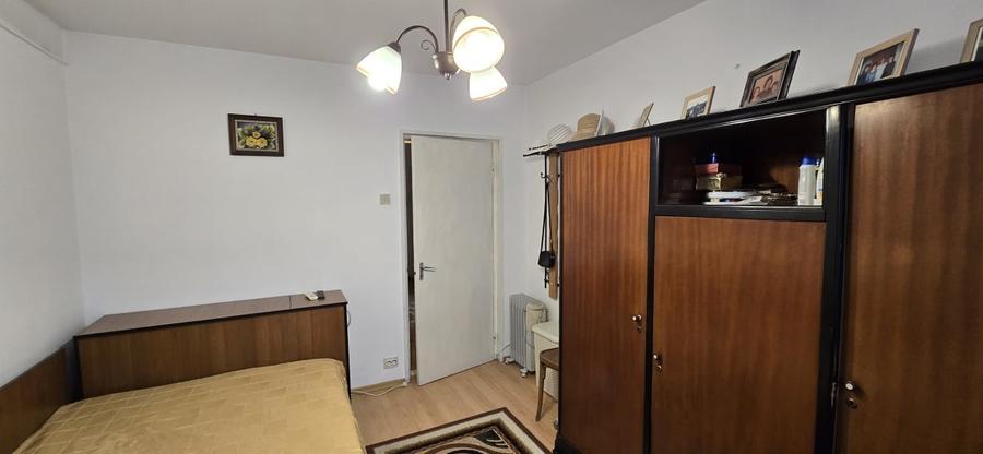 Apartament cu 4 camere decomandat, mobilat în Baraolt