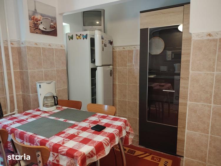 Garsonieră decomandată în Brazda lui Novac