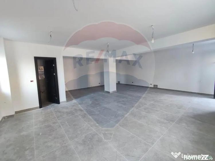 Spațiu comercial, de 65 mp, în Burdujeni