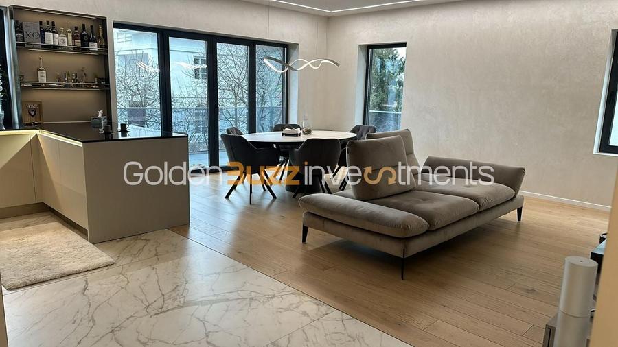 Apartament cu 4 camere decomandat, mobilat în Iancu Nicolae
