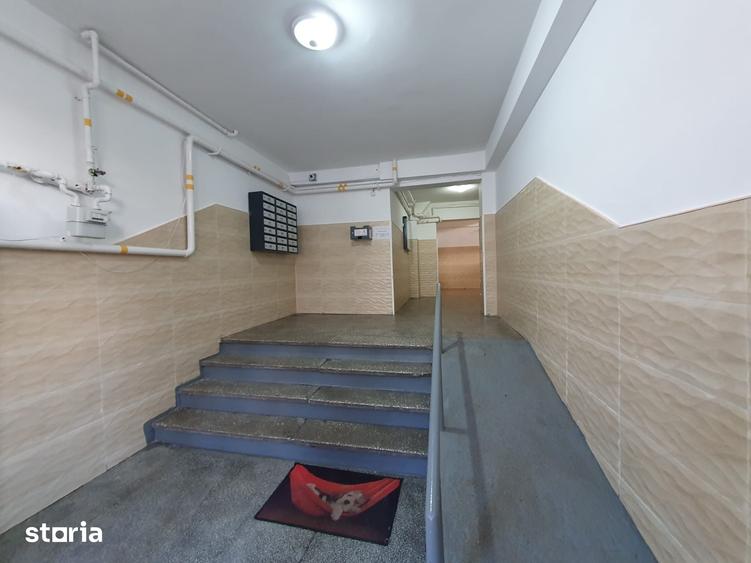 Apartament cu 4 camere decomandat în Pantelimon
