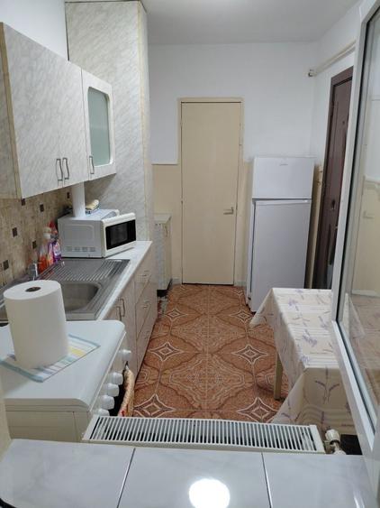 Garsonieră decomandată în Central