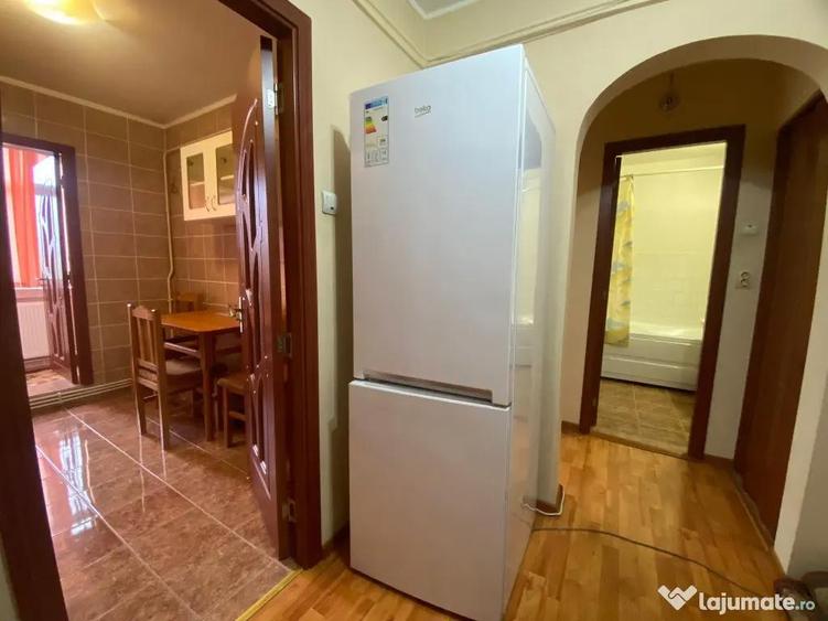 Apartament cu 2 camere decomandat în Dacia