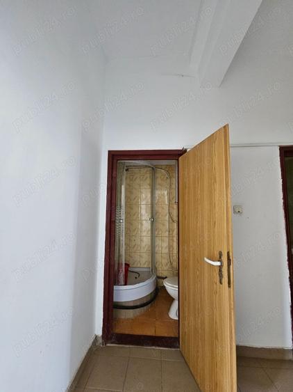 Spațiu comercial, de 45 mp, în Săveni
