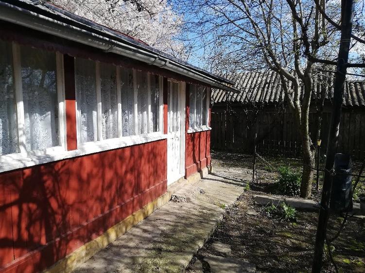 Casă cu 3 camere cu Teren 864 Mp în Siliștea