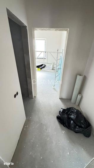 Casă cu 5 camere cu Teren 424 Mp în Cetate