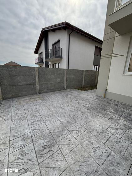 Apartament cu 4 camere în Giroc
