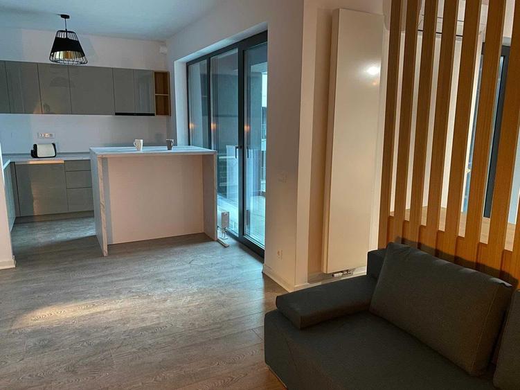 Apartament decomandat în Pipera