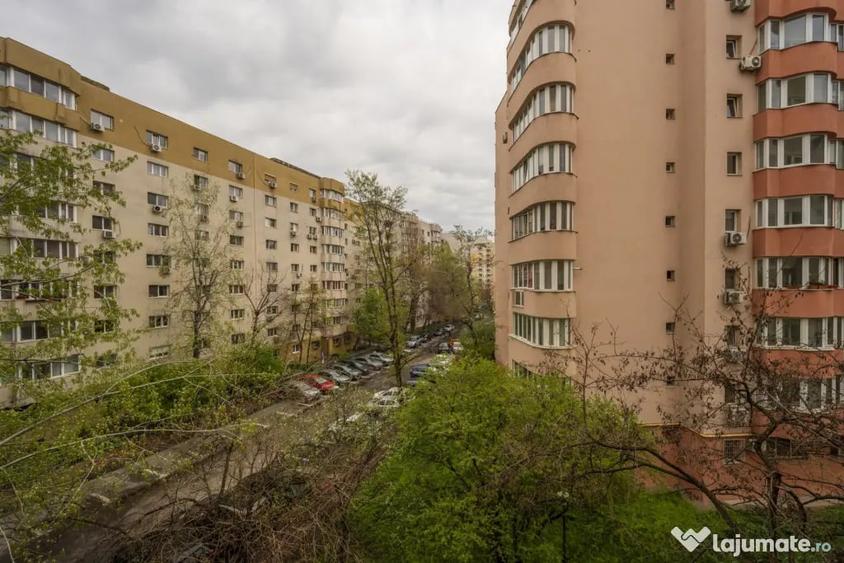 Garsonieră decomandată în Nerva Traian